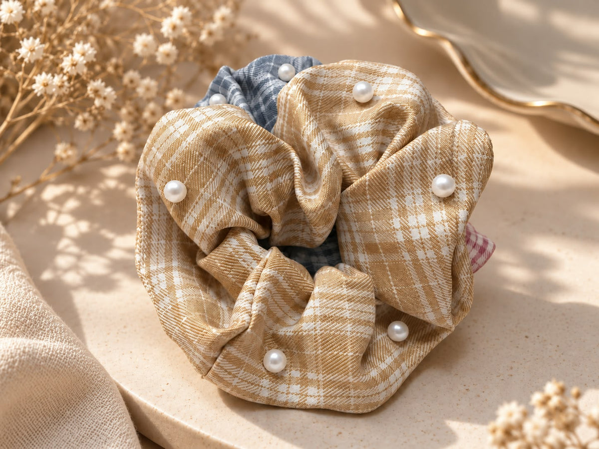 PEARLS & PLAID
